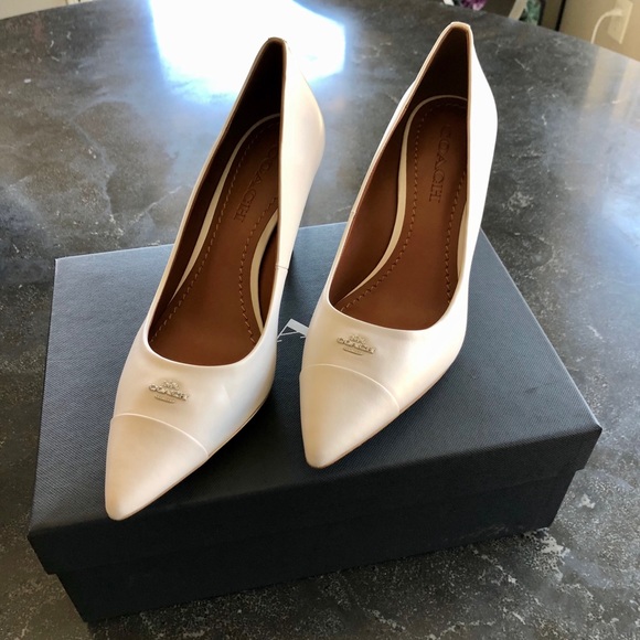 Coach Shoes - Coach pumps